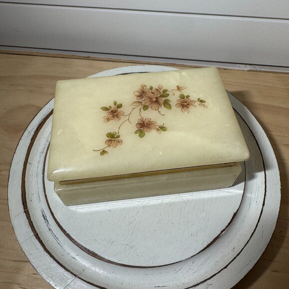 VTG Lefton Alabaster Rectangle Floral Trinket Box Original Sticker - Picture 1 of 8